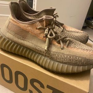 Adidas Yeezy Boost 350 V2 Sand Tan Taupe Size 7.5